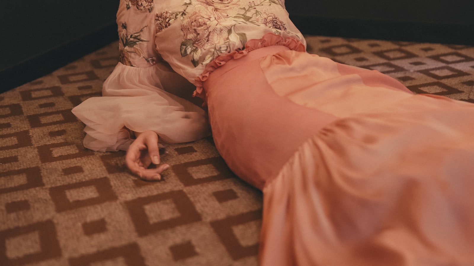 Fashion Bloggers Unite: Building Connections in the Blogosphere
