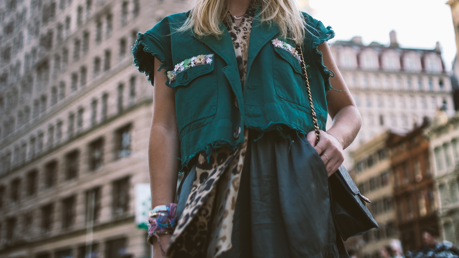 Fashion and Music Videos: Iconic Looks and Styling Trends